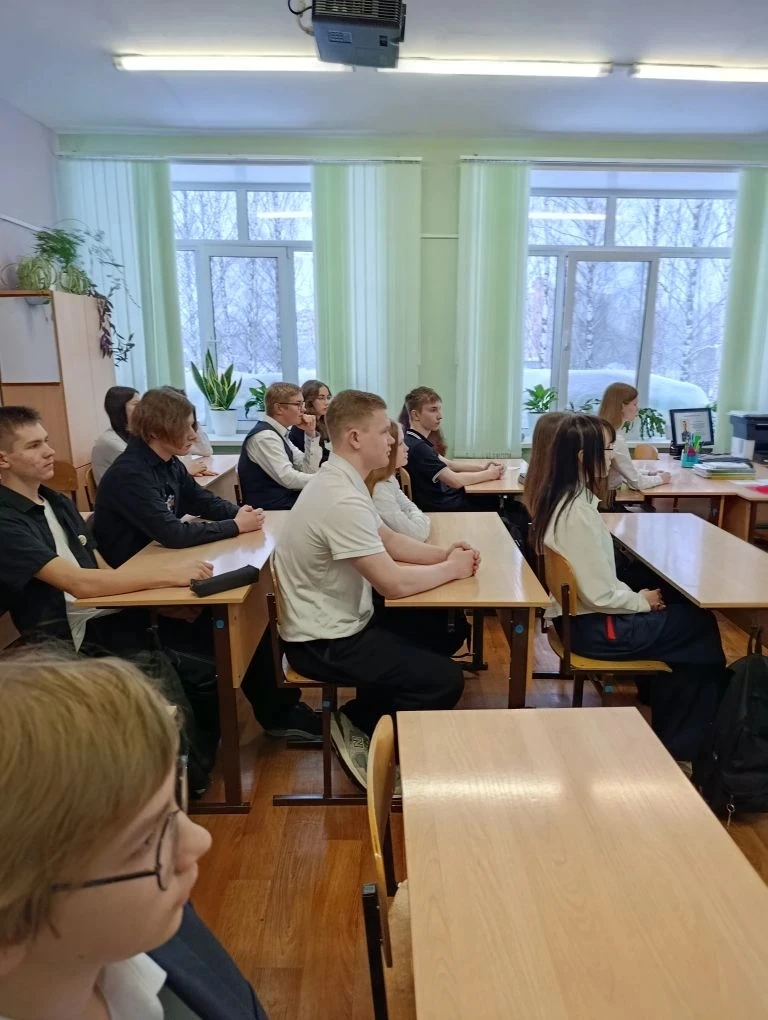 ГЕРОИ НАШЕГО ВРЕМЕНИ: СИЛА ДУХА И ОТВЕТСТВЕННОСТЬ  В нашем лицее прошли особенные классные часы, пос