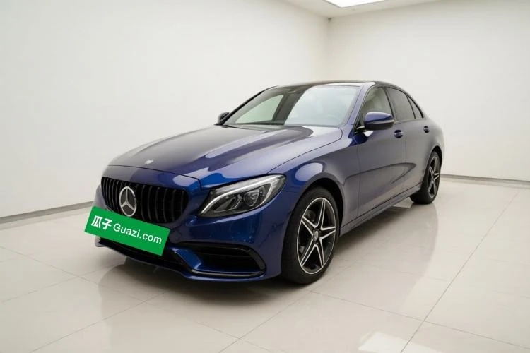 🚗 Mercedes-Benz 2018