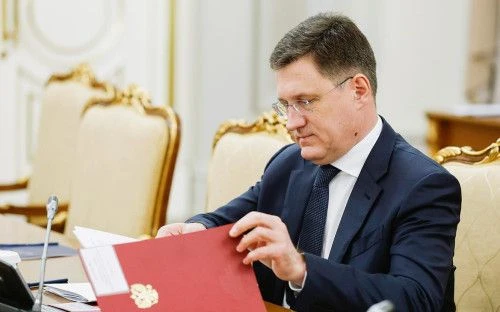 Александру Новаку представили комплекс мер для российского топливного рынка

На совещании с вице‑пре