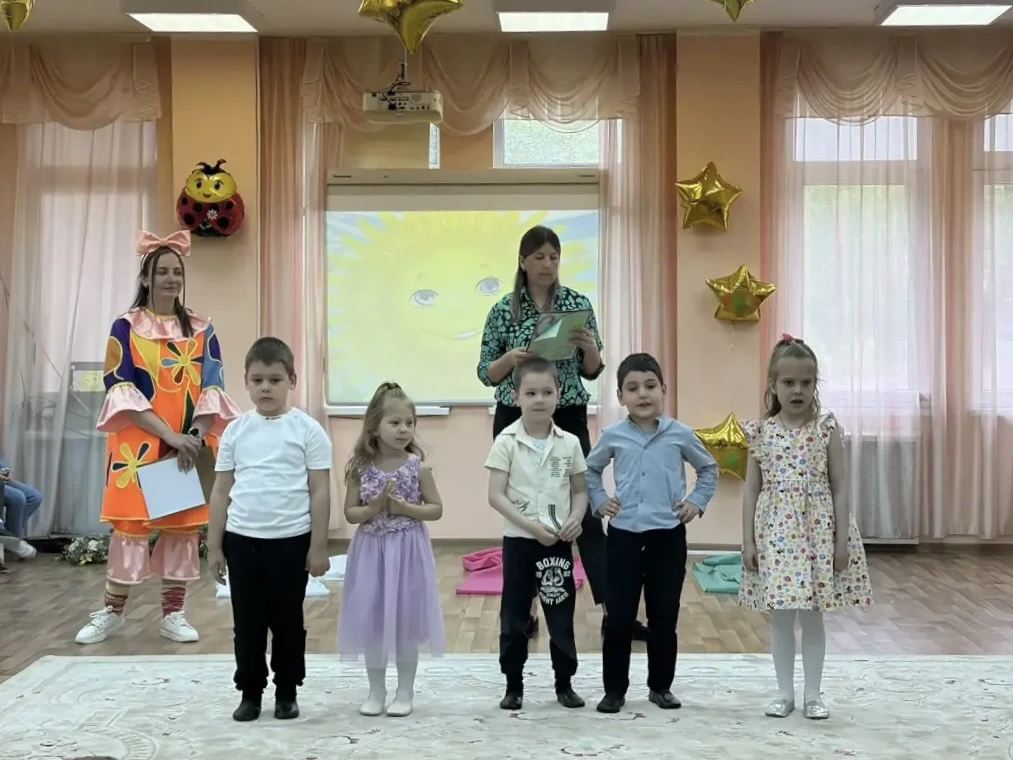 🎈 Наш День защиты детей: море улыбок и веселья! 🎉

1 июня в нашем детском саду царила невероятная 