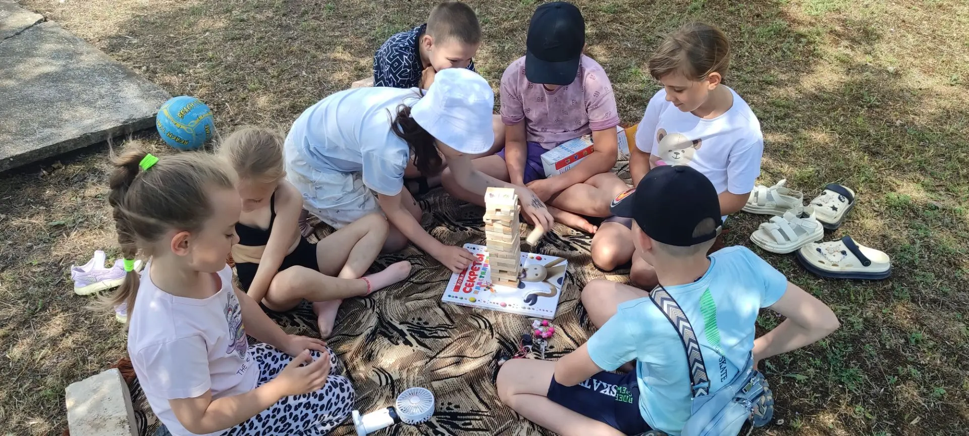 17.06.2026 года в Чаплинском центре детского и юношеского творчества в кружке рисования ДарВинчи про