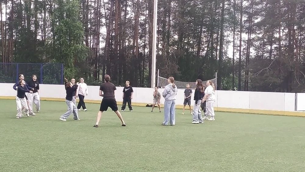 🏆 5 Б и 7 Б: спортивный финал учебного года на Яльчике! 🏆
Ученики 5 Б и 7 Б классов вместе с родит