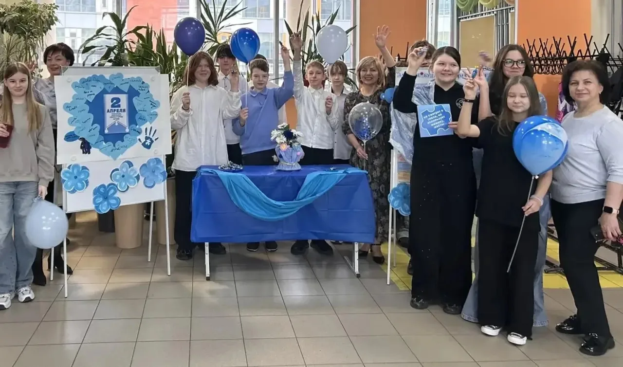 Синее сердце 💙 — атмосфера единства и добра   2 апреля в школьном отделении «ИмПульс»прошла общешкол