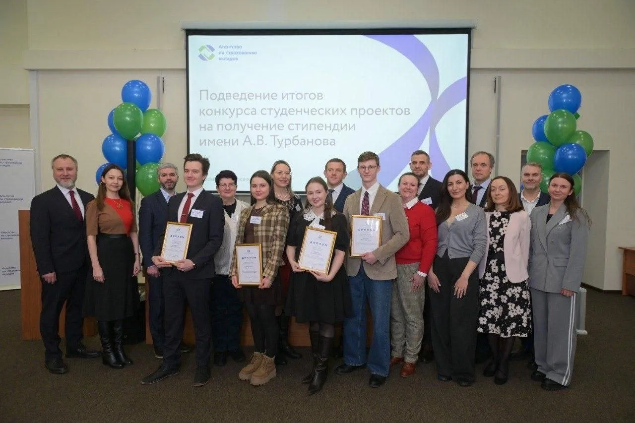 ПРЕПОДАВАТЕЛЬ УНИВЕРСИТЕТА ВЫСТУПИЛА ЭКСПЕРТОМ КОНКУРСА ОТ АСВ  Доцент кафедры экономики Университет