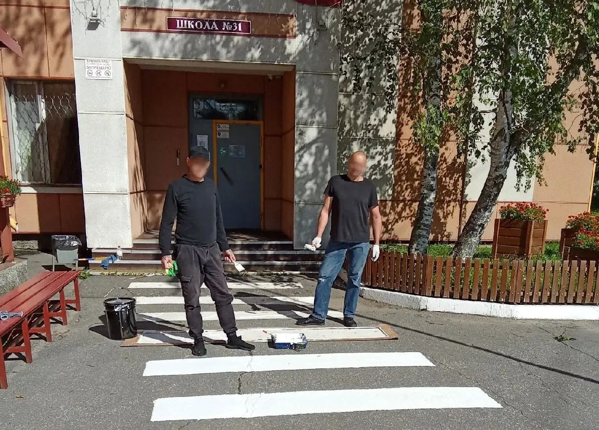 ОСУЖДЕННЫЕ УФИЦ ПРИ ИК-7 ПОМОГЛИ ПОДГОТОВИТЬ К УЧЕБНОМУ ГОДУ ОБЩЕОБРАЗОВАТЕЛЬНУЮ ШКОЛУ
