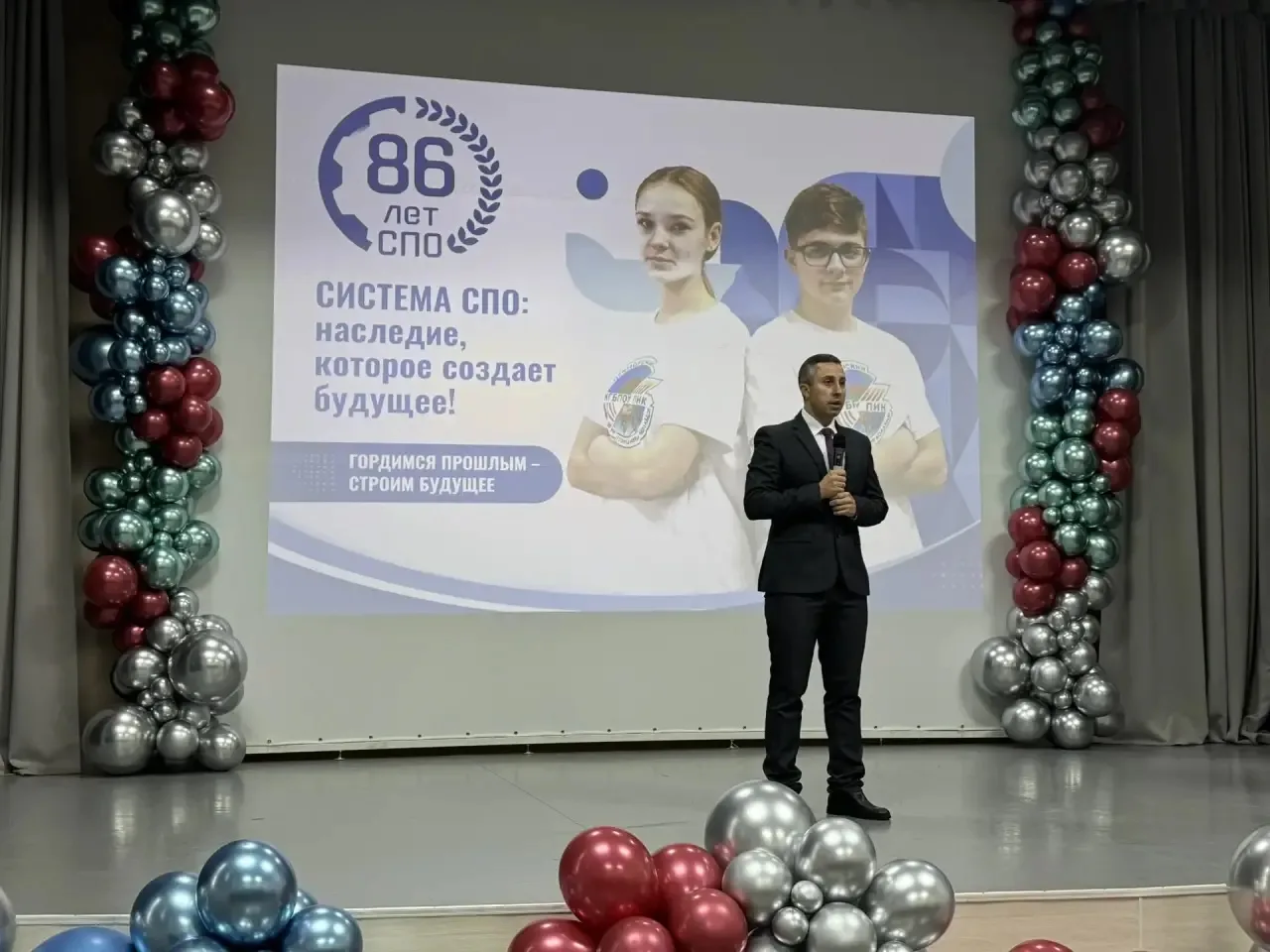 Сегодня побывал в Приморском индустриальном колледже на торжественном праздновании Дня ...