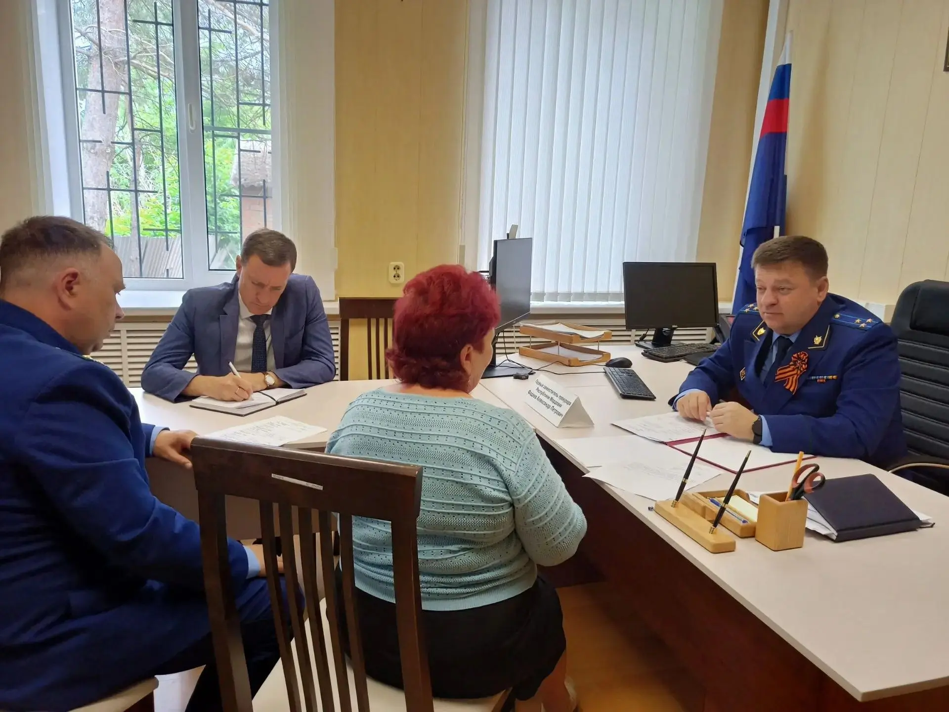МОБИЛЬНАЯ ПРИЕМНАЯ ПРОКУРОРА РЕСПУБЛИКИ РАБОТАЛА В БОЛЬШЕБЕРЕЗНИКОВСКОМ РАЙОНЕ
  
Сегодня, 22 июня 2