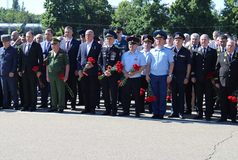 🎖Врио министра внутренних дел по Адыгее Махмуд Тлюстангелов принял участие в церемонии, посвященной