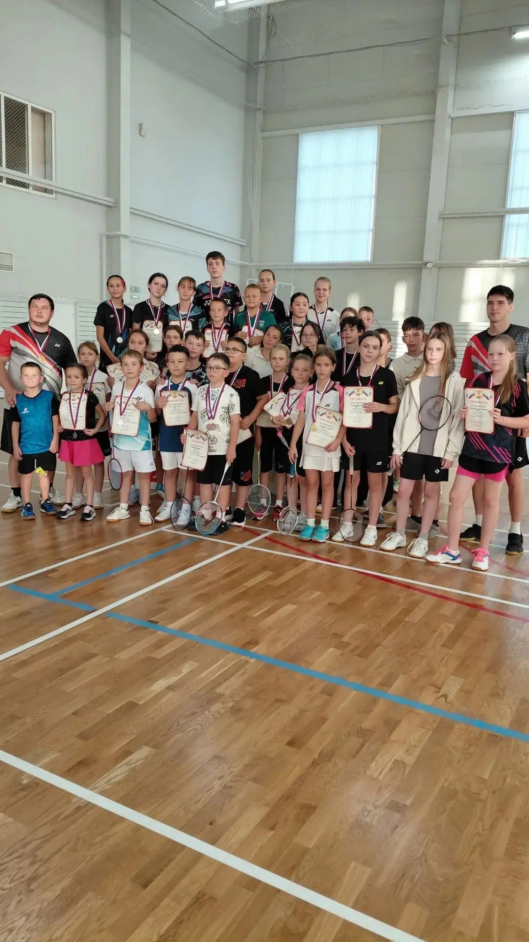 🎾29 августа в пгт Камское Устье состоялся открытый турнир по бадминтону.