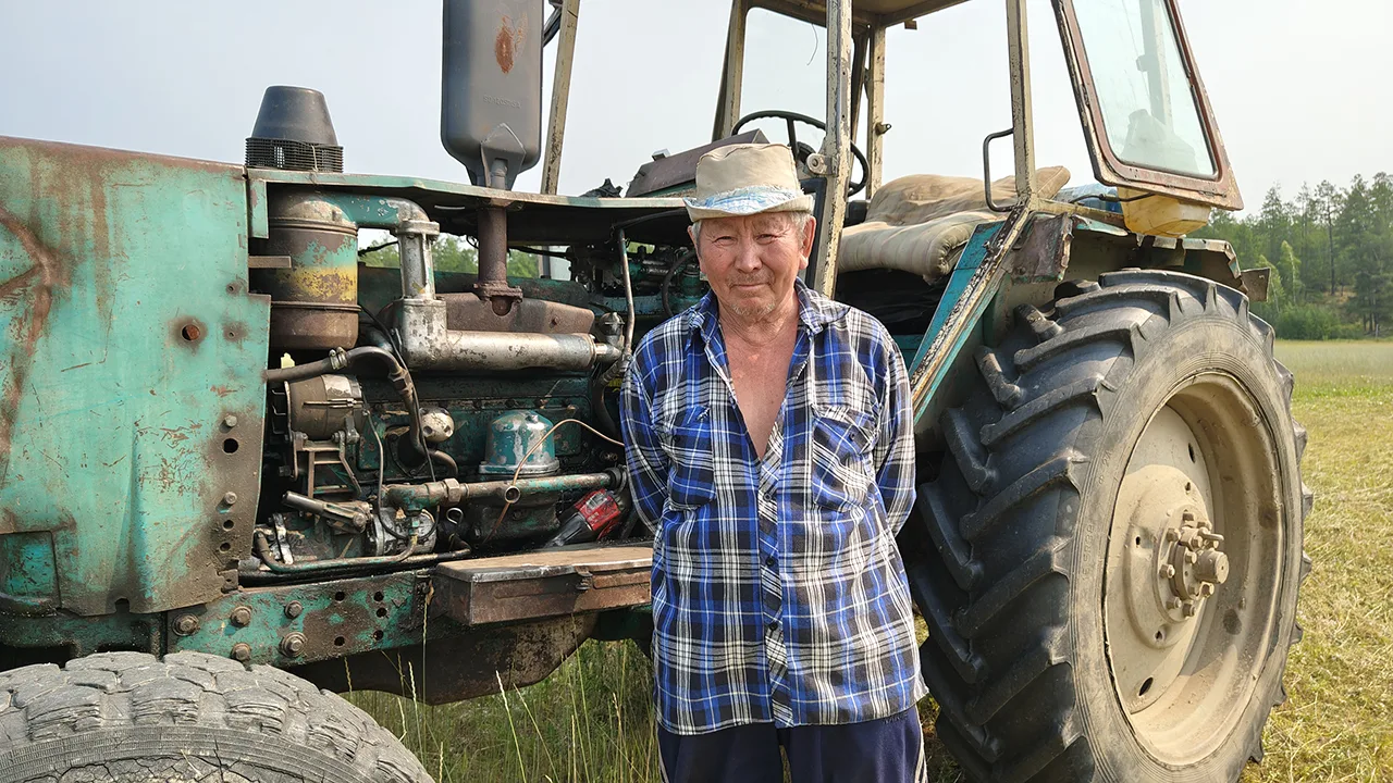 🌾🚜  Морозовтар биэс алаастан 150 туонна оту ылар былааннаахтар