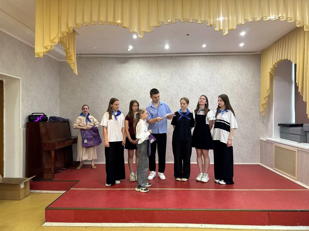 В День детских общественных объединений у нас прошёл выпускной программы «Орлята России».