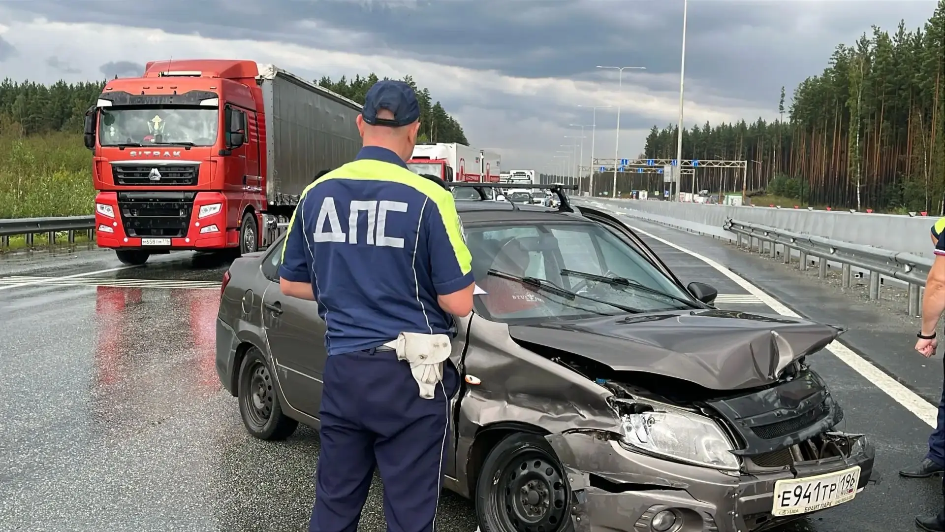 🚓 В Первоуральском районе сотрудники Госавтоинспекции устанавливают обстоятельства сме...