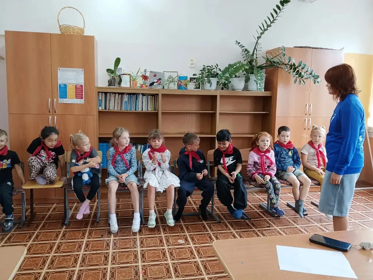 Сегодняшнее утро в нашем лагере началось не просто с зарядки, а с настоящего приключения!

Наши ребя