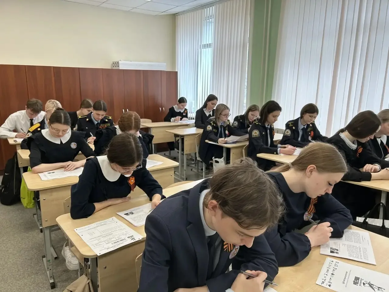 Сегодня состоялась международная историческая акция «Диктант Победы». Масштабное тестирование на зна