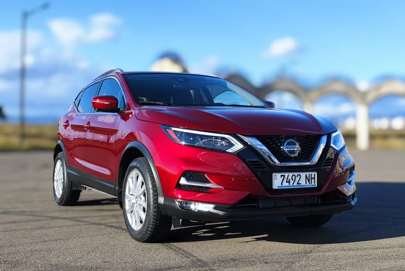 🇬🇪 NISSAN QASHQAI SL AWD