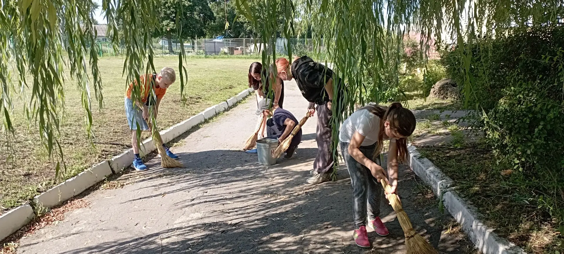 Мир моих увлечений
Третий День в трудовом лагере "Весёлый муравейник"  прошёл под девизом «Мир моих 