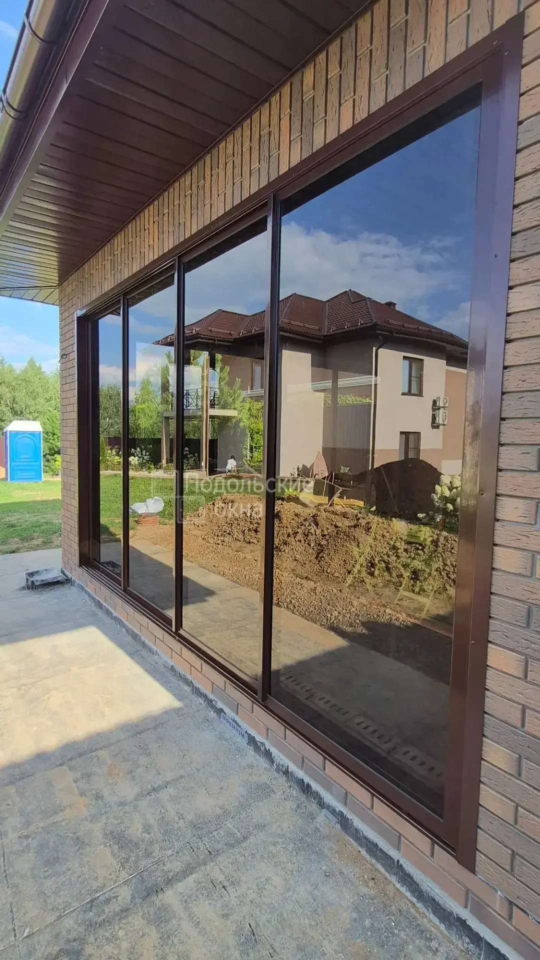 Остеклили кирпичную беседку в поселке Щапово, КП Александровы пруды 🏠  Договор М48691