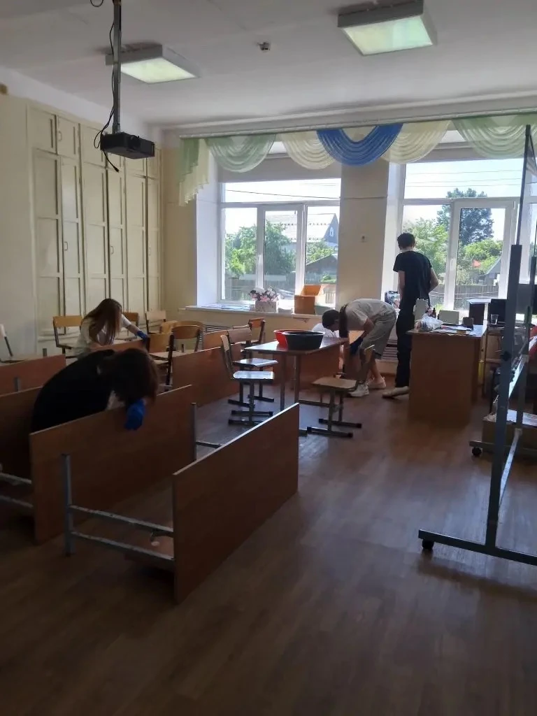 ☝️Пошла вторая неделя работы лагеря труда и отдыха в МБОУ « Богородская СШ» 💪🤝Ребята отдыхают и тр