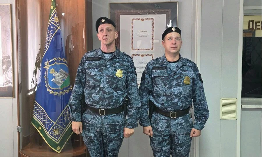 Орловские приставы спасли жизнь человеку