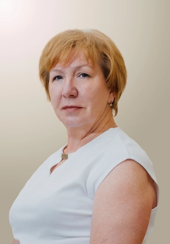 🌹☀Сегодня свой День рождения празднует Карлова Ирина Геннадьевна, учитель-логопед🎊
 
🎁Ирина Генна