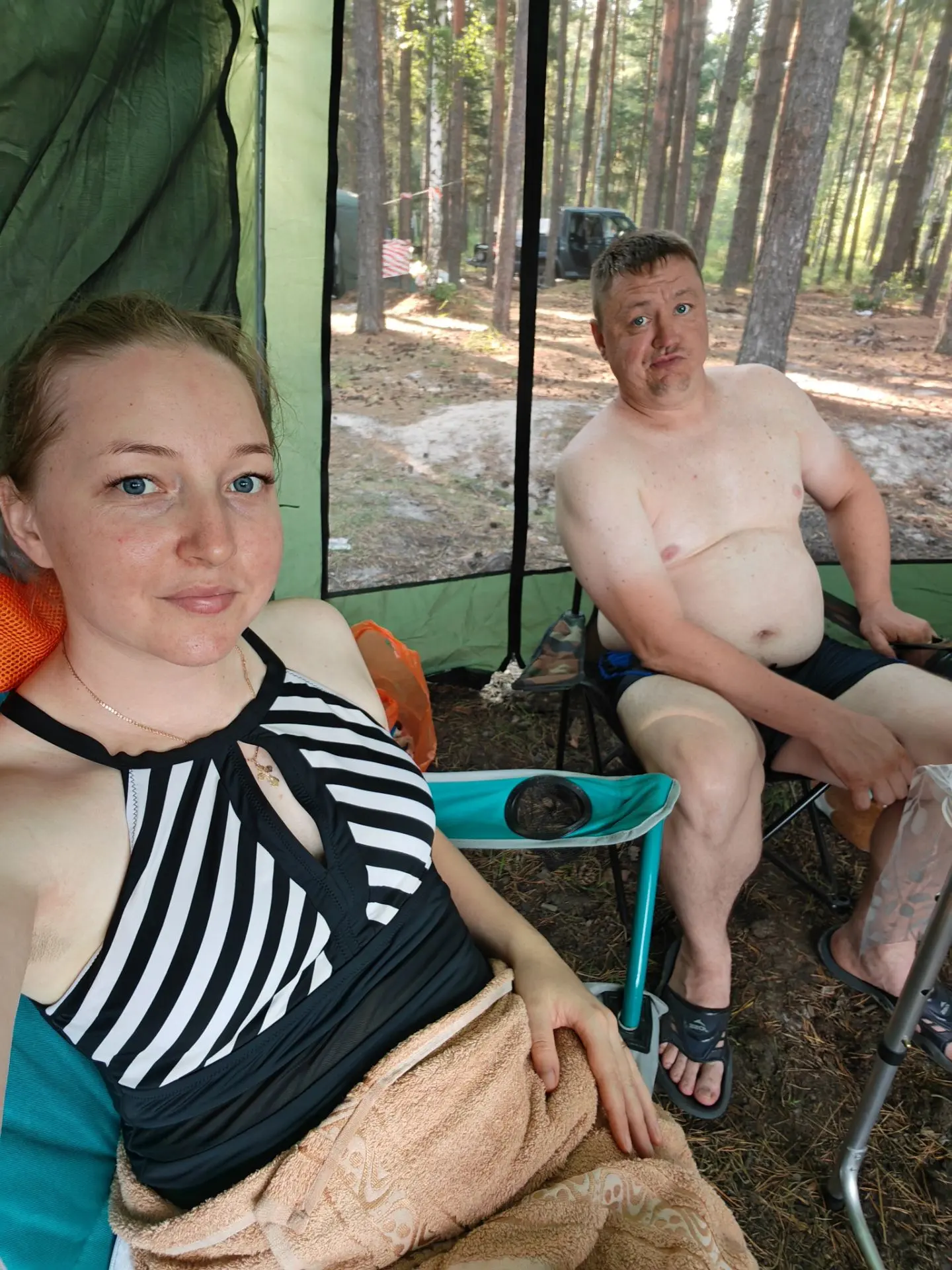 Конечно же, фоточку с муженьком 🥰 А то всех выложила, а его нет.