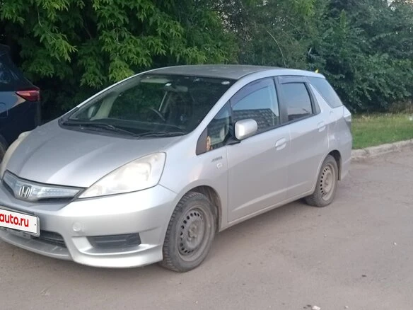 🚗 Модель: 2012 Honda Fit Shuttle I