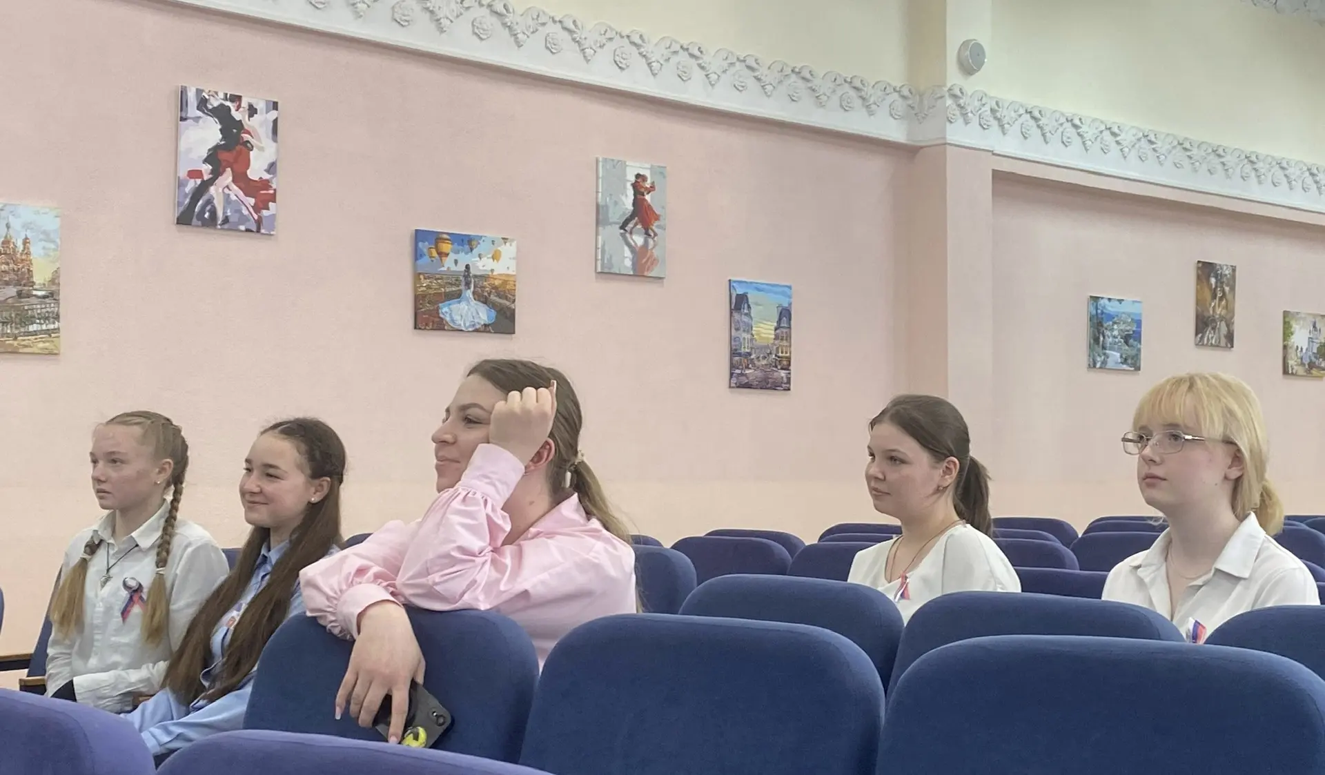 В рамках проведения Декады школы состоялась защита презентаций, посвящённых жизни и творчеству А.С. 