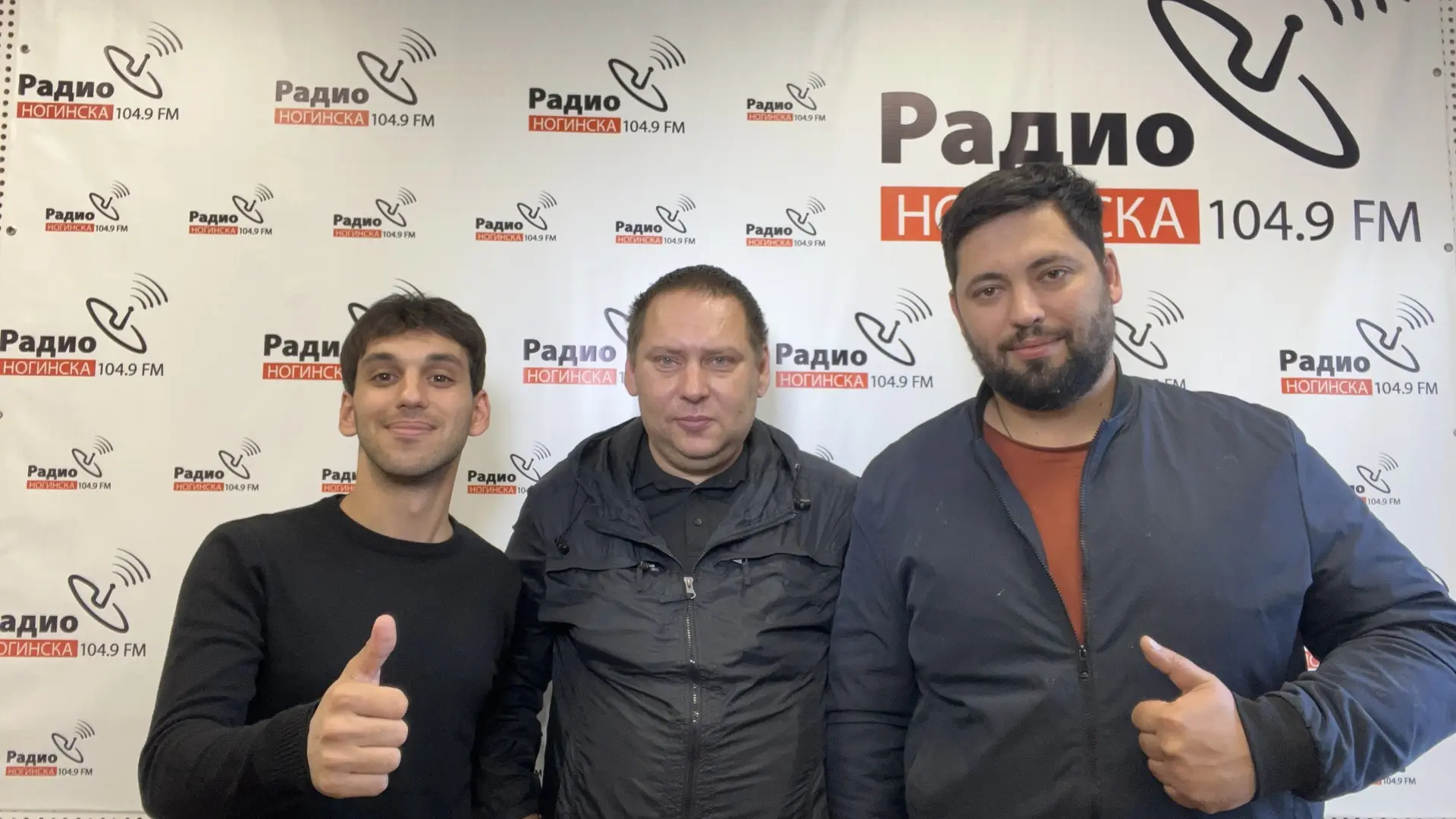 🎤 О гуманитарных поездках и помощи бойцам - в Актуальном интервью