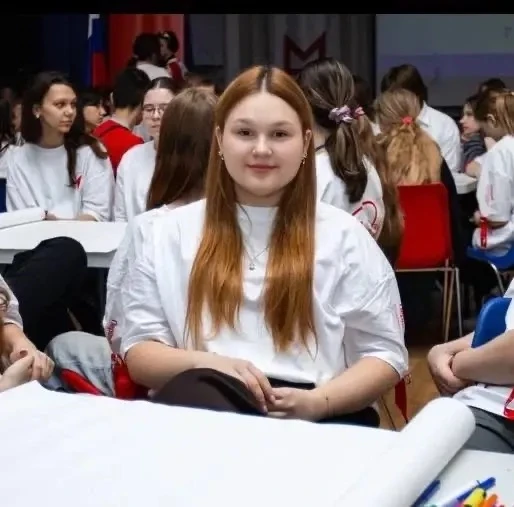 🚀 Погружение в мир возможностей с "Движением Первых"! 🚀  🥰Виктория, ученица 11 "Б" класса и член Сов