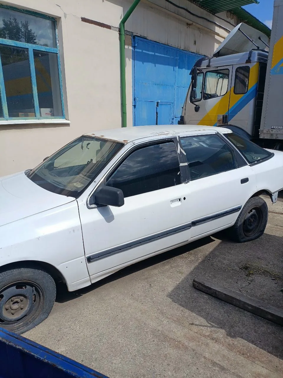 Продам Ford на запчасти, б/у