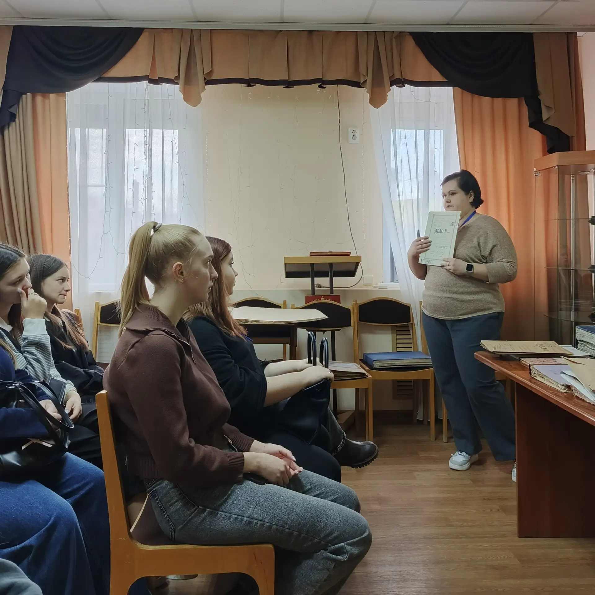 📜 Архивное дело на практике  Студенты 3 курса специальности «Право и социальное обеспечение» отделен