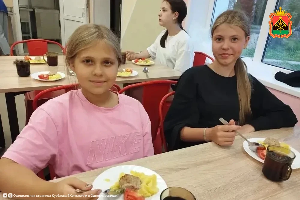 В лагере «Совенок» в Киселевске после капремонта открылся современный пищеблок
 
В детском оздоровит