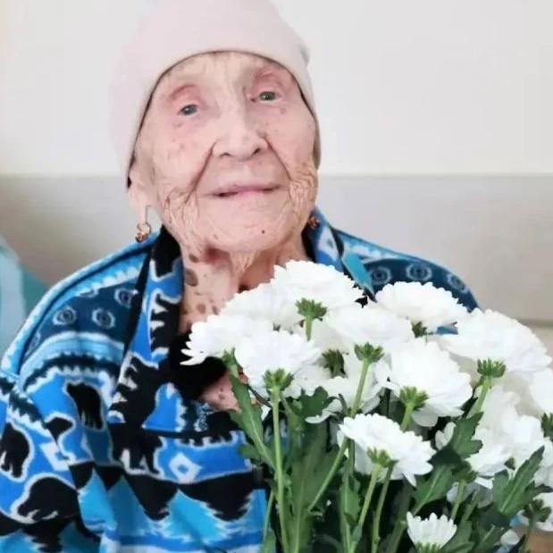 101-год исполнился ветерану Великой Отечественной войны в Курганской области.  Таисью Степанову позд