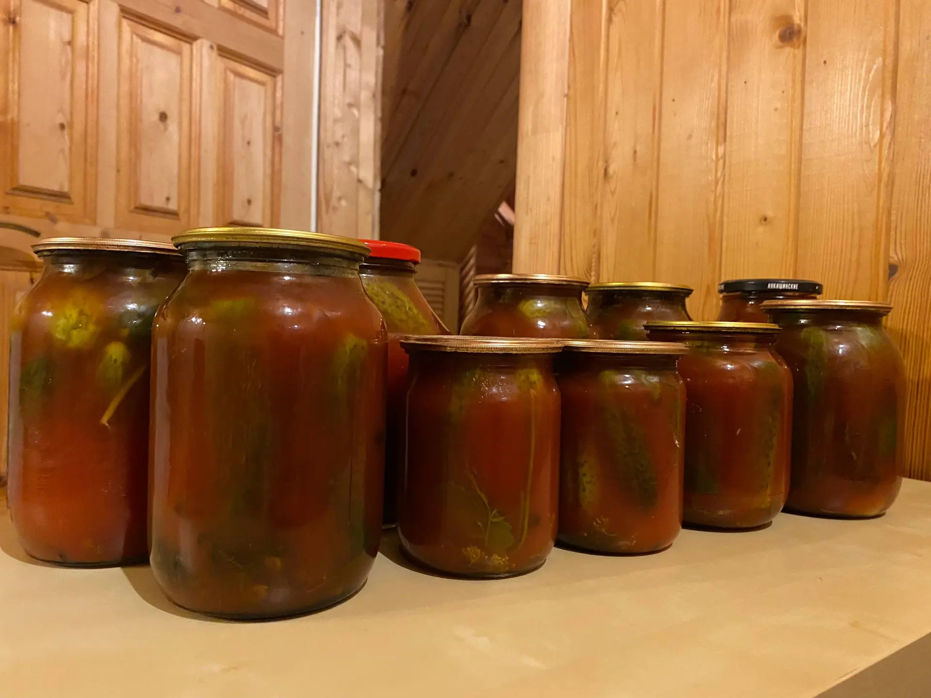 По многочисленным просьбам повторяю рецепт самых вкусных огурцов в томатном соусе🥒🥫⁣⁣⠀