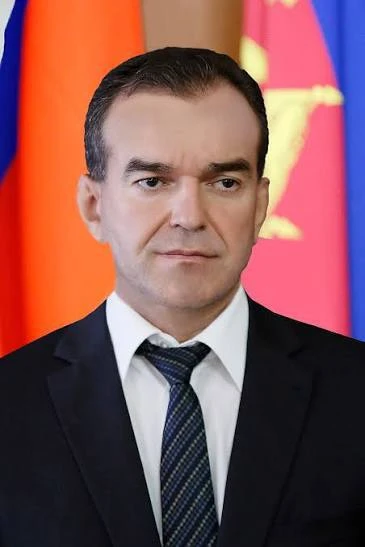 ❗️Ночью украинские БПЛА атаковали Темрюкский район. Погиб один человек

В результате падения обломко