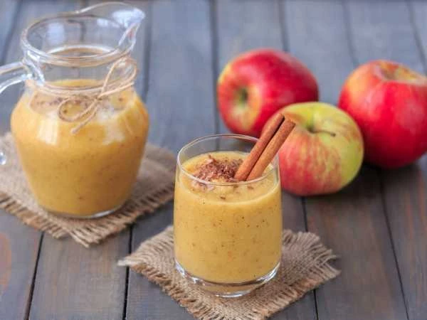 🍏 Смузи из банана и яблок (с апельсиновым соком)

Ингредиенты:

- Яблоки - 2 шт.
- Банан – 1-2 шт.
