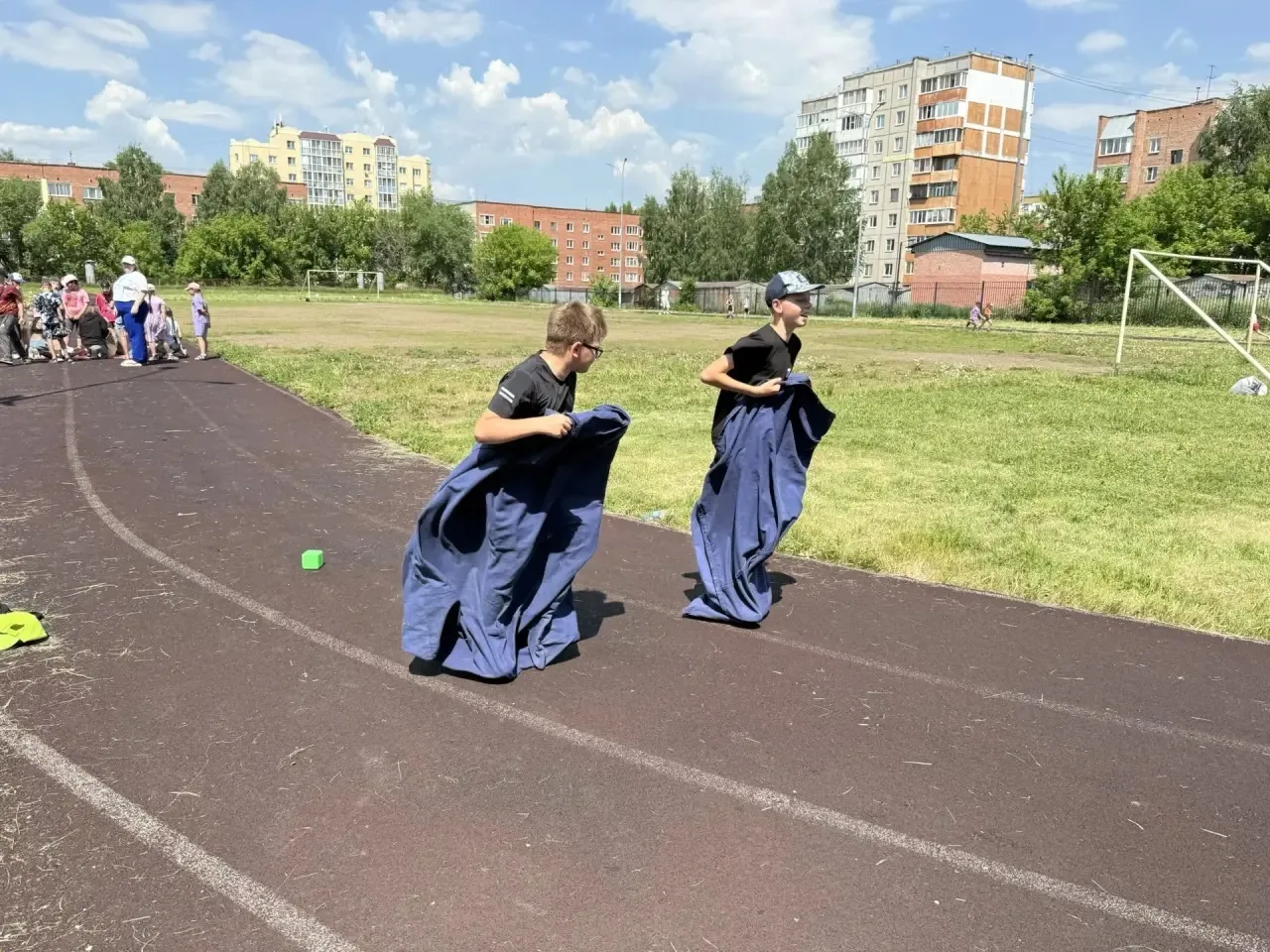 ☀️Спортивный день в школьном лагере!

Вчера прошла крутая эстафета с множеством станций: лабиринт, т