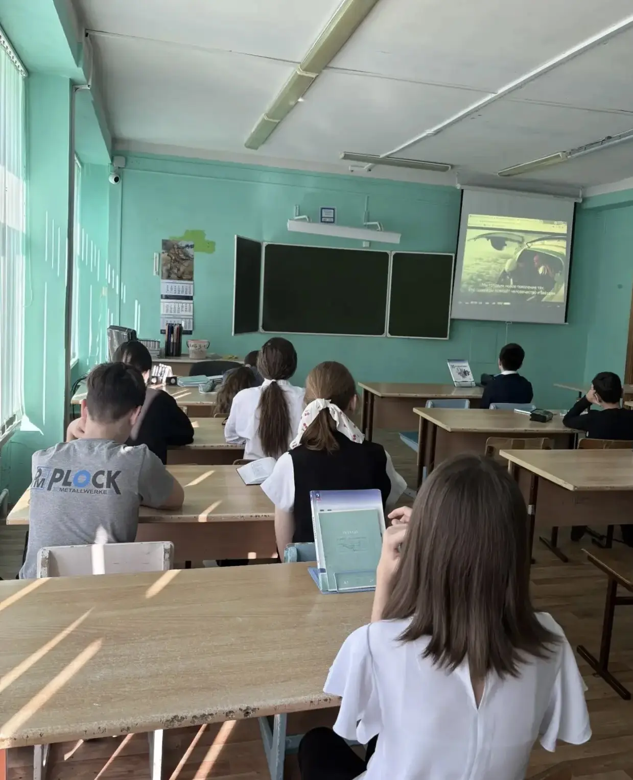 🚀Космическая новая неделя! Космические «Разговоры о важном»!   🧑‍🚀6 апреля в первый день новой учебн