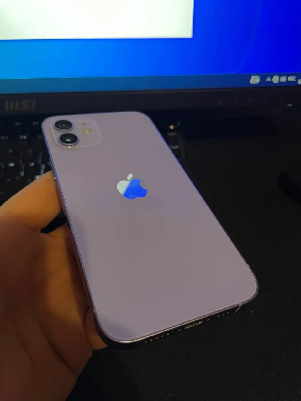 Продам айфон 12 64gb SIM-eSIM