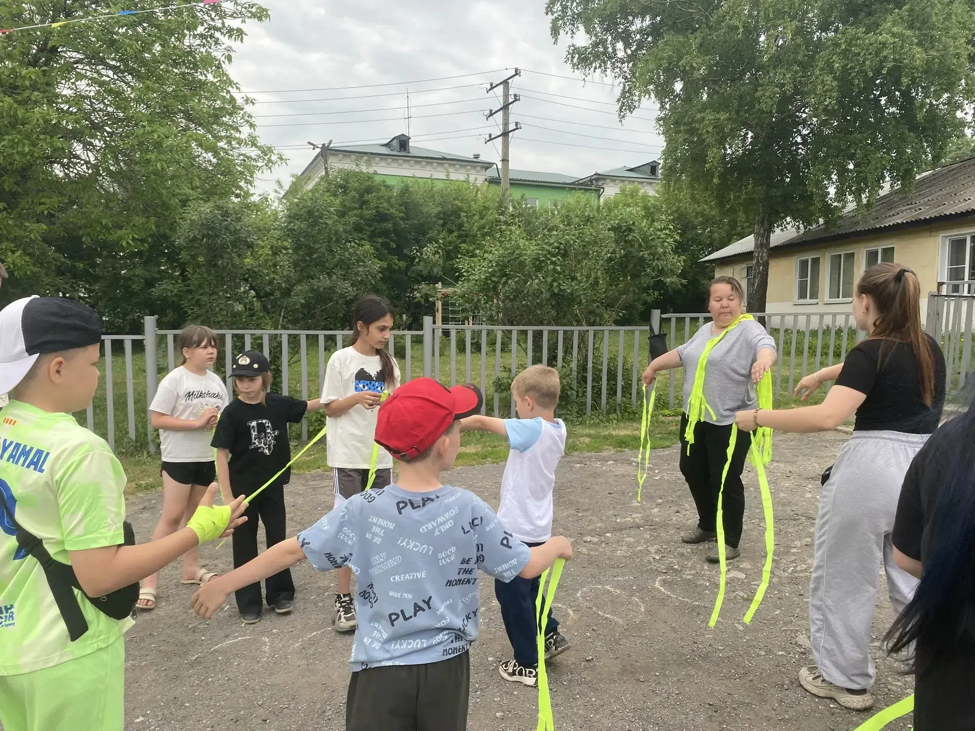 🎉 Дружба звучит громче! Игры народов мира и "Голос дружбы" в Дворце творчества им. Добробабиной! 🎉