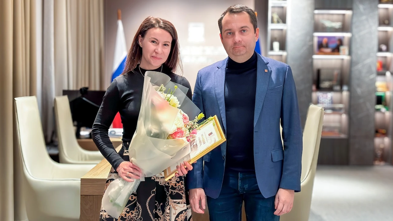Мария Чернышева покинула пост председателя комитета молодежной политики по семейным обс...