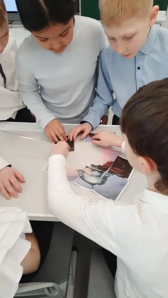 #ЯркиеСтраницыИсторииНашегоОтечества  📚 Сегодня в нашем 3 «Б» классе прошёл удивительный урок в рамк
