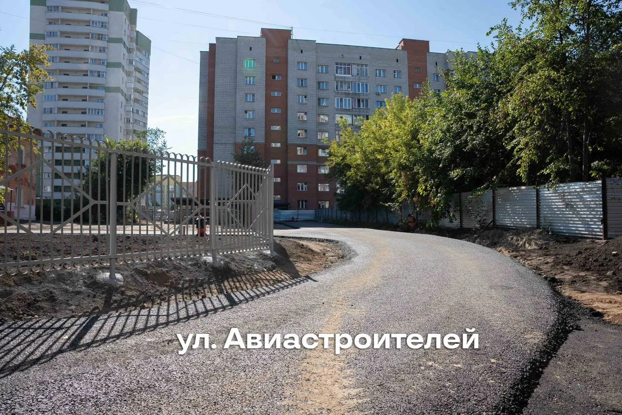 В Новосибирске завершаются работы по благоустройству участков после замены теплосетей.