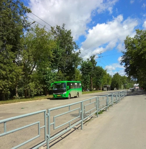У меня украли в 41 автобусе 11 айфон фиолетового цвета в черном чехле с крыльями.

Ехала в Омегу. Вы