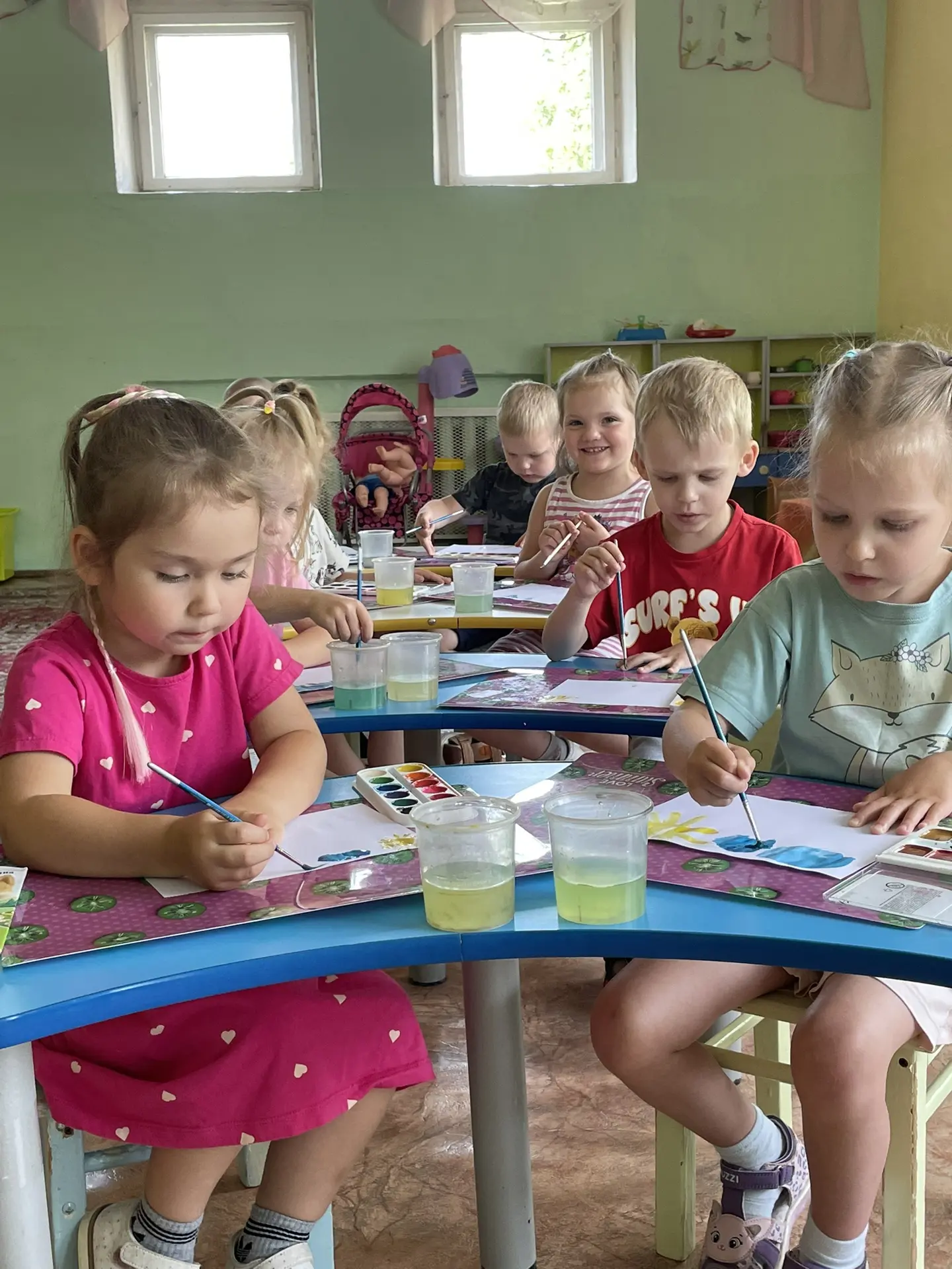 🎨 Творческая разминка: группа «Ягодка» нарисовала любимые подвижные игры!

В нашей студии сегодня б