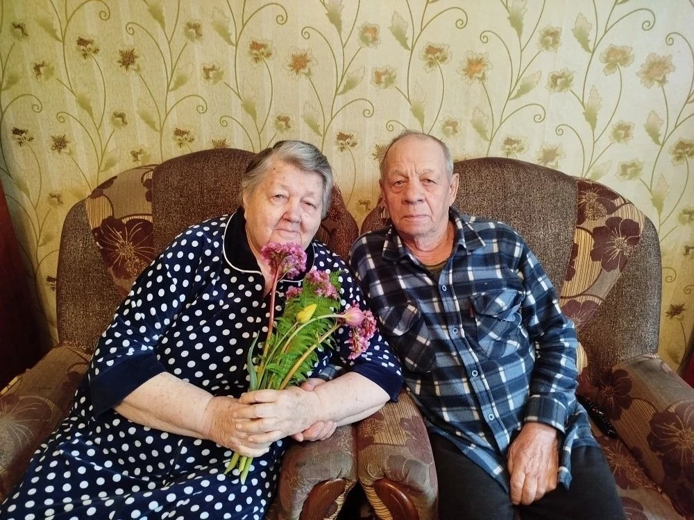 🌺🌺🌺В ОБУСО «КЦСОН Солнцевского района» состоят на обслуживании семейные пары, прожив...