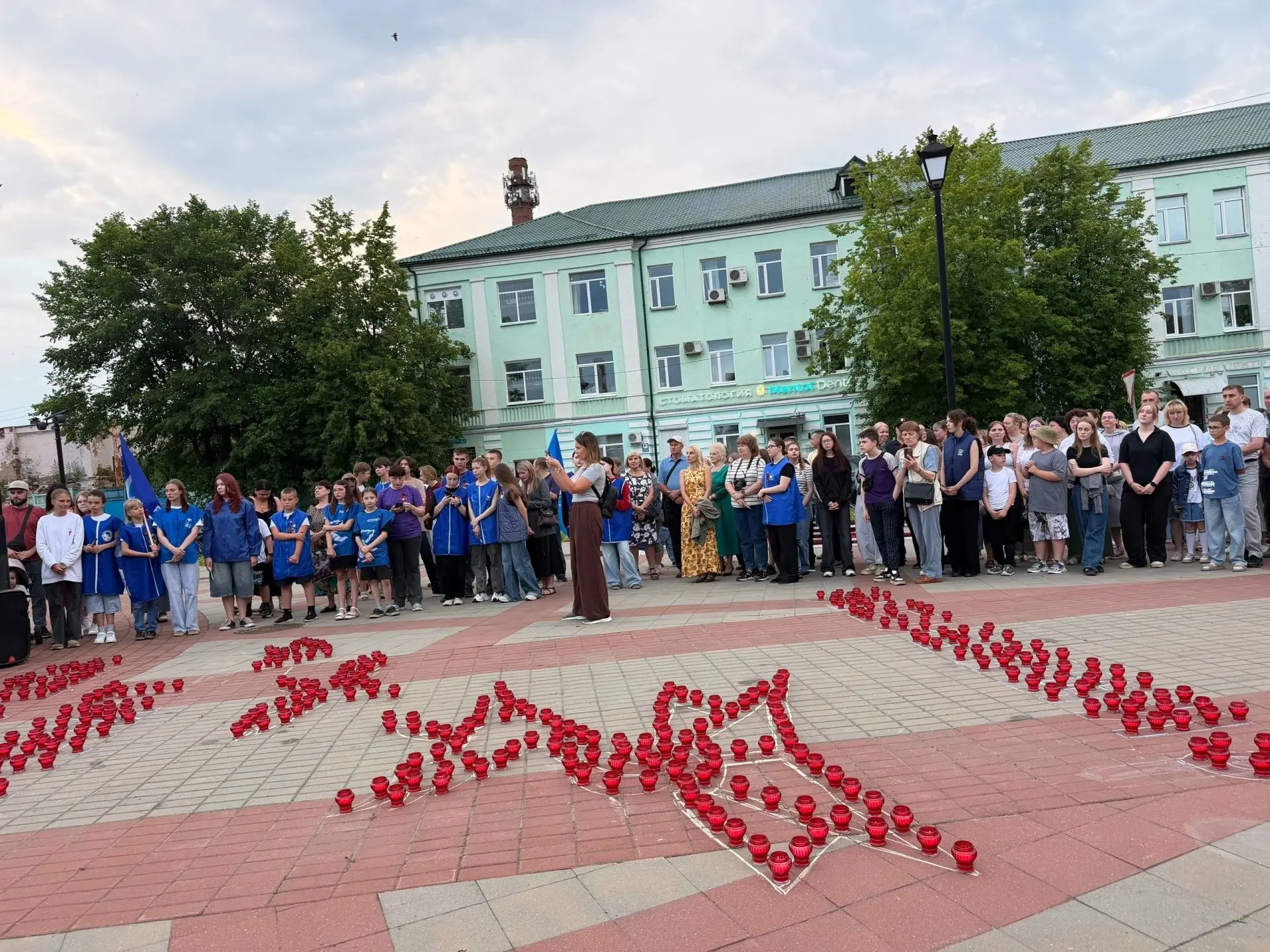 В сердце России зажглись огни истории ✨

Накануне Дня памяти и скорби состоялась масштабная патриоти