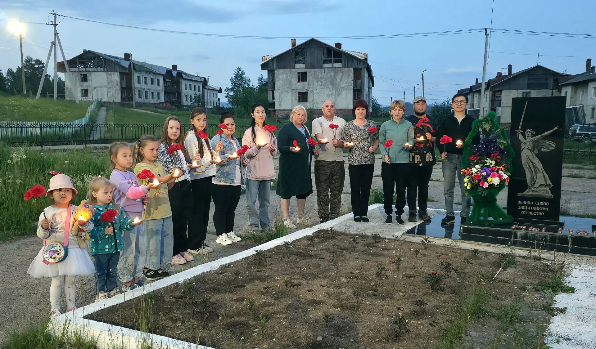 📢22 июня наш посёлок присоединился к всероссийской акции «Свеча памяти» — в знак уважения и благода