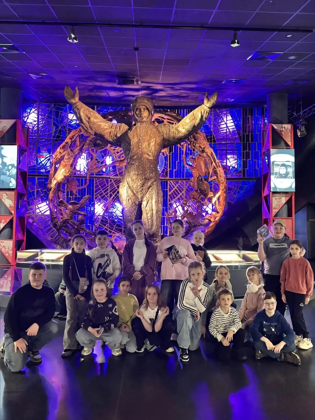 #МБОУСОШ2 #Познавательныеканикулы #впредверииДняКосмонавтики  Кто из нас в детстве не мечтал стать к