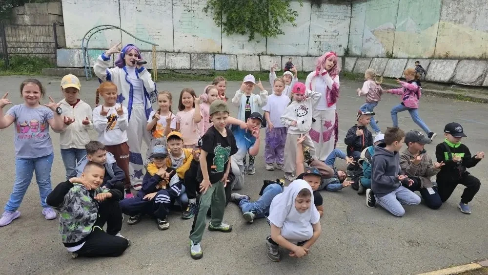 🎉 Сегодня особенный двойной праздник: 1 июня, День защиты детей, и открытие 1-й смены нашего пришко